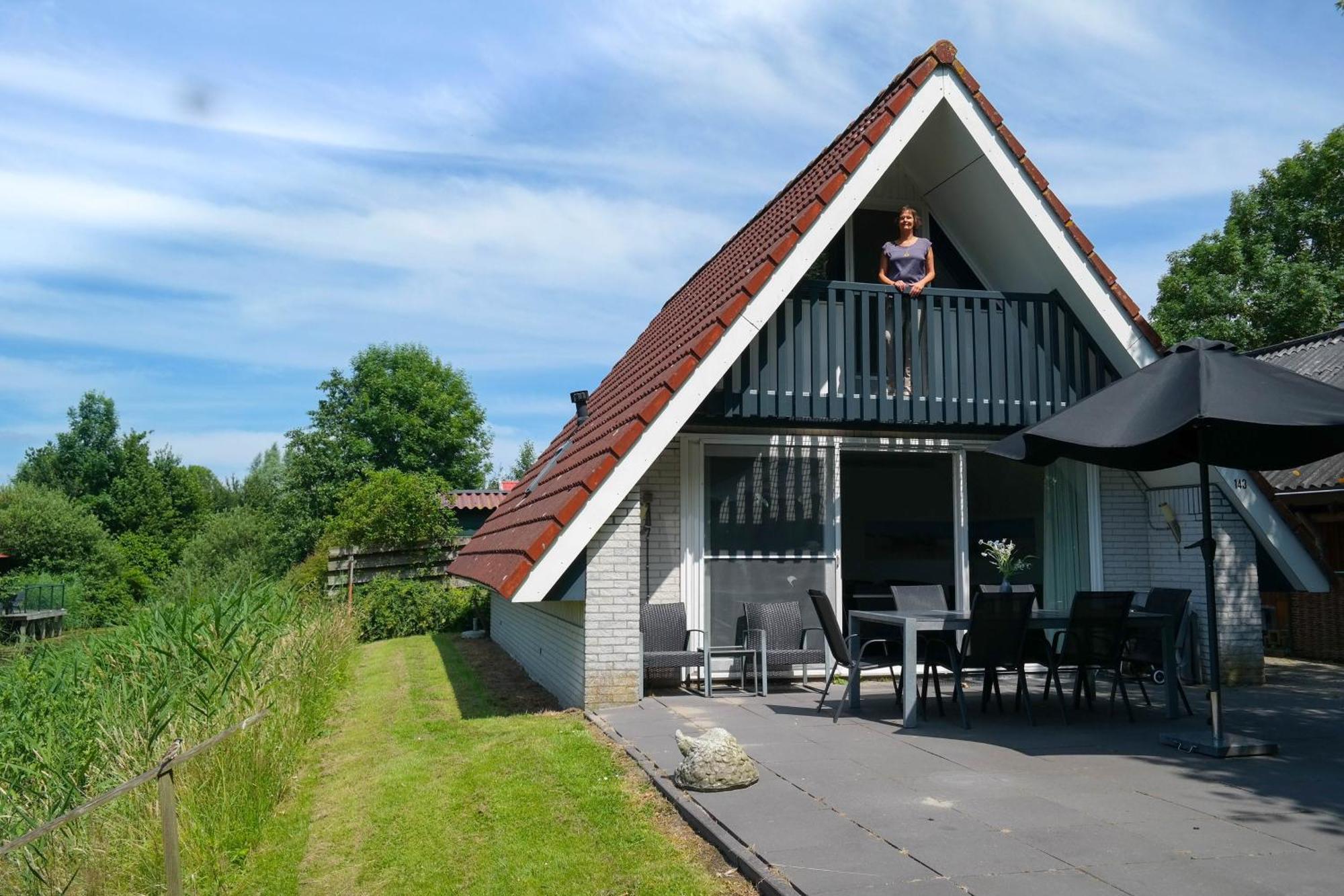 Sonnenhaus 6 Pers House With Sunny Terrace At A Typical Dutch Canal & By Lauwersmeer Lake. Anjum ภายนอก รูปภาพ