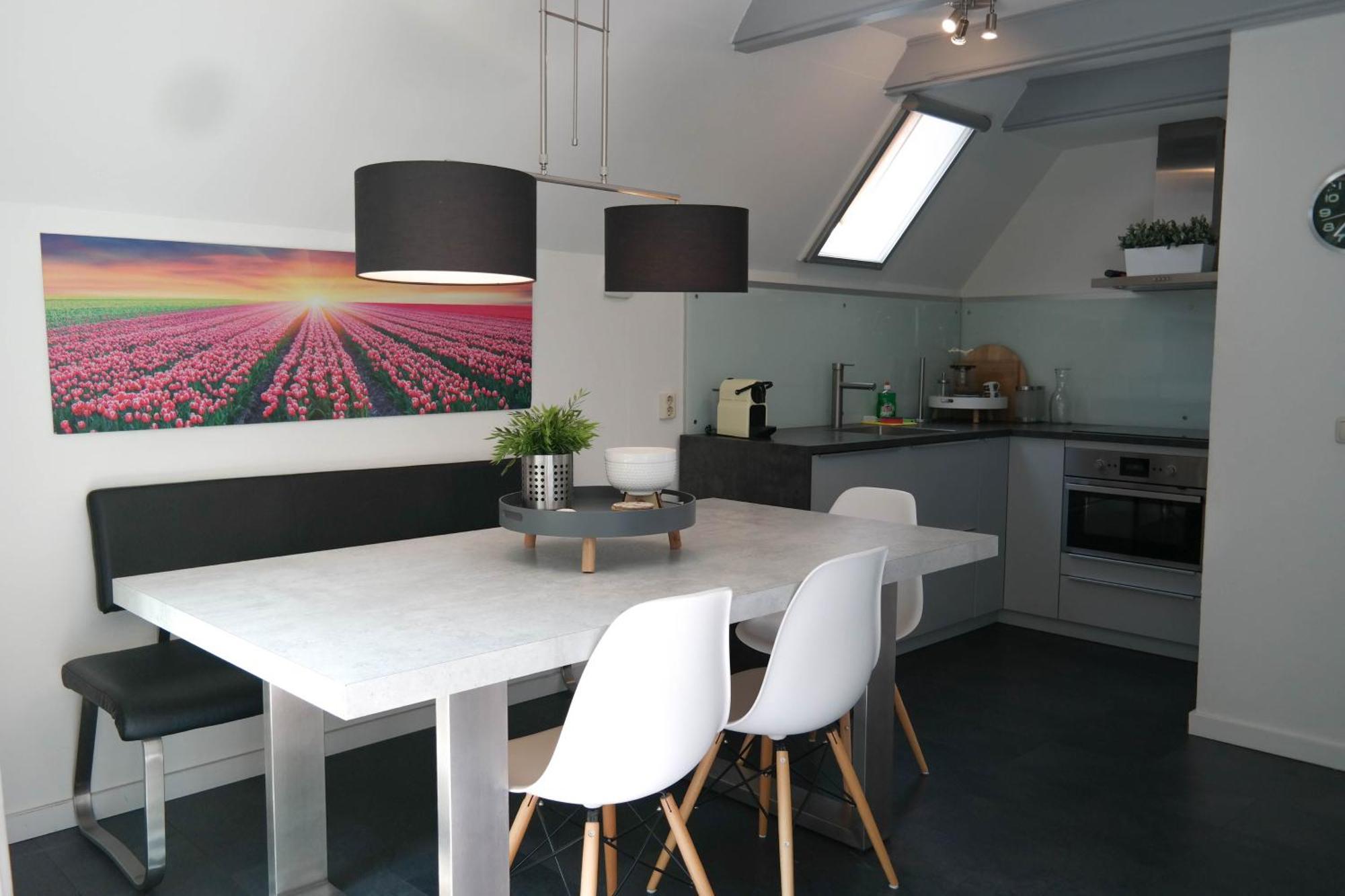 Sonnenhaus 6 Pers House With Sunny Terrace At A Typical Dutch Canal & By Lauwersmeer Lake. Anjum ภายนอก รูปภาพ